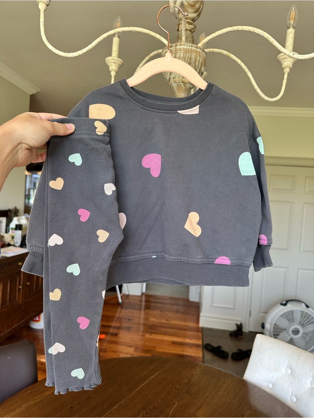 George Charcoal Kids Sweatshirt & Leggings Set with Pastel Hearts